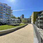 3 Sleeping Rooms For 82M2 Which Direct Traffic To Airport And City Center