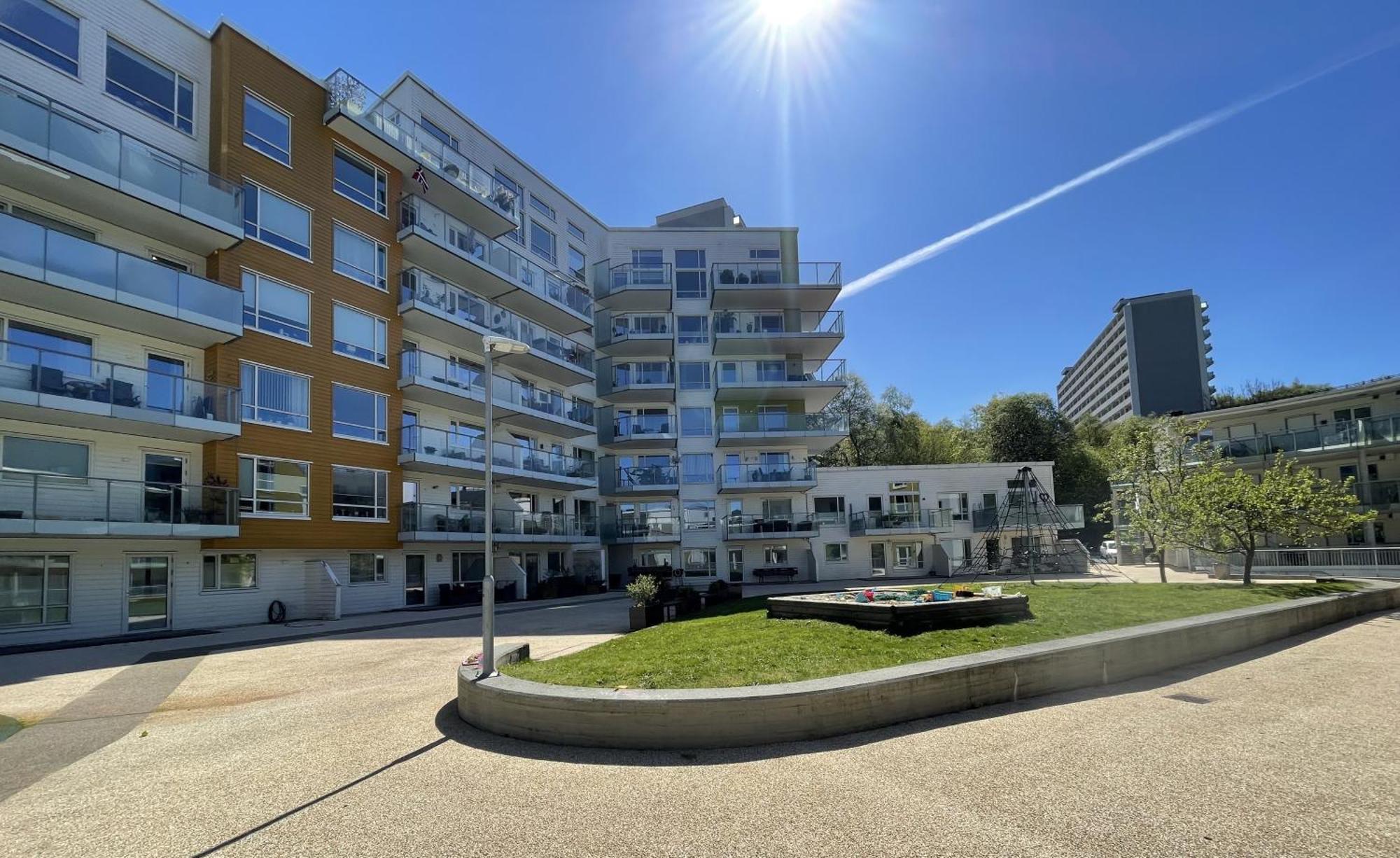 3 Sleeping For 82m2 Which Direct Traffic To Airport And Center Apartamento Bergen